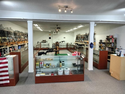 DeckPlate Firearms/River City Gun Range | RETAIL STORES